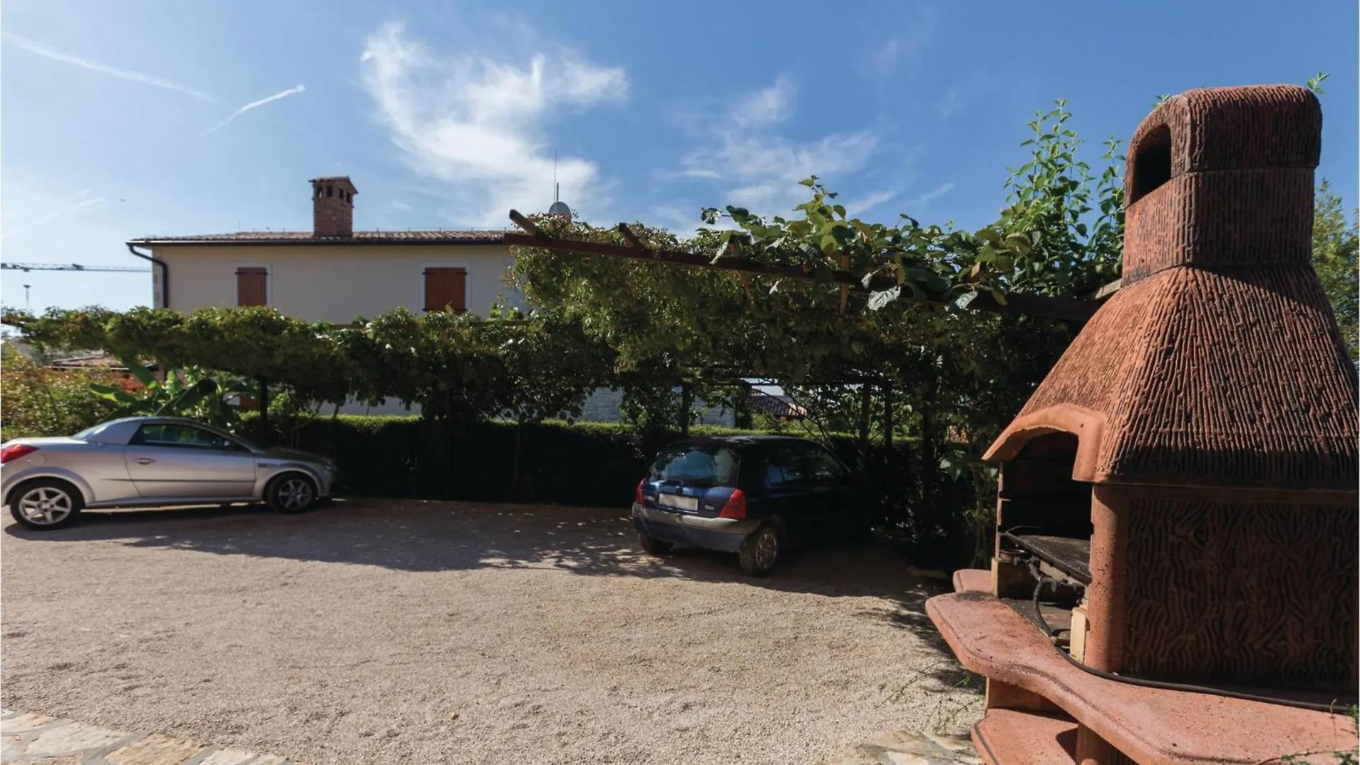 Amazing Apartment In Tar-Vabriga With Kitchen Croatia
