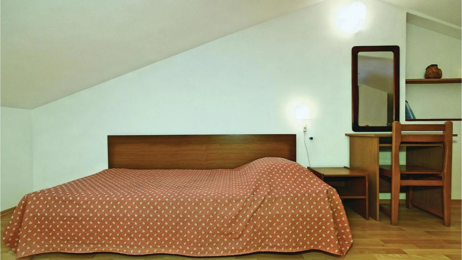 Amazing Apartment In Tar-Vabriga With Kitchen